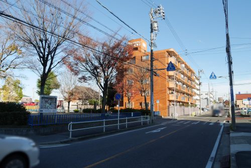 前面道路幅員広め (外観)