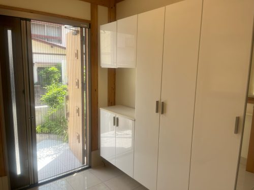 シューズボックス付きの玄関 (玄関)