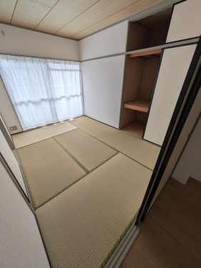 明るい和室も！