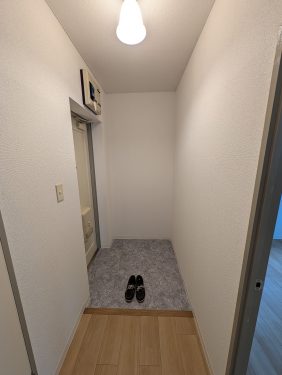 玄関 (玄関)