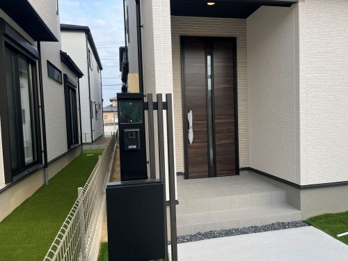 ２号棟　玄関　TVモニターフォン (玄関)