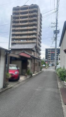 東側公道約4ｍ